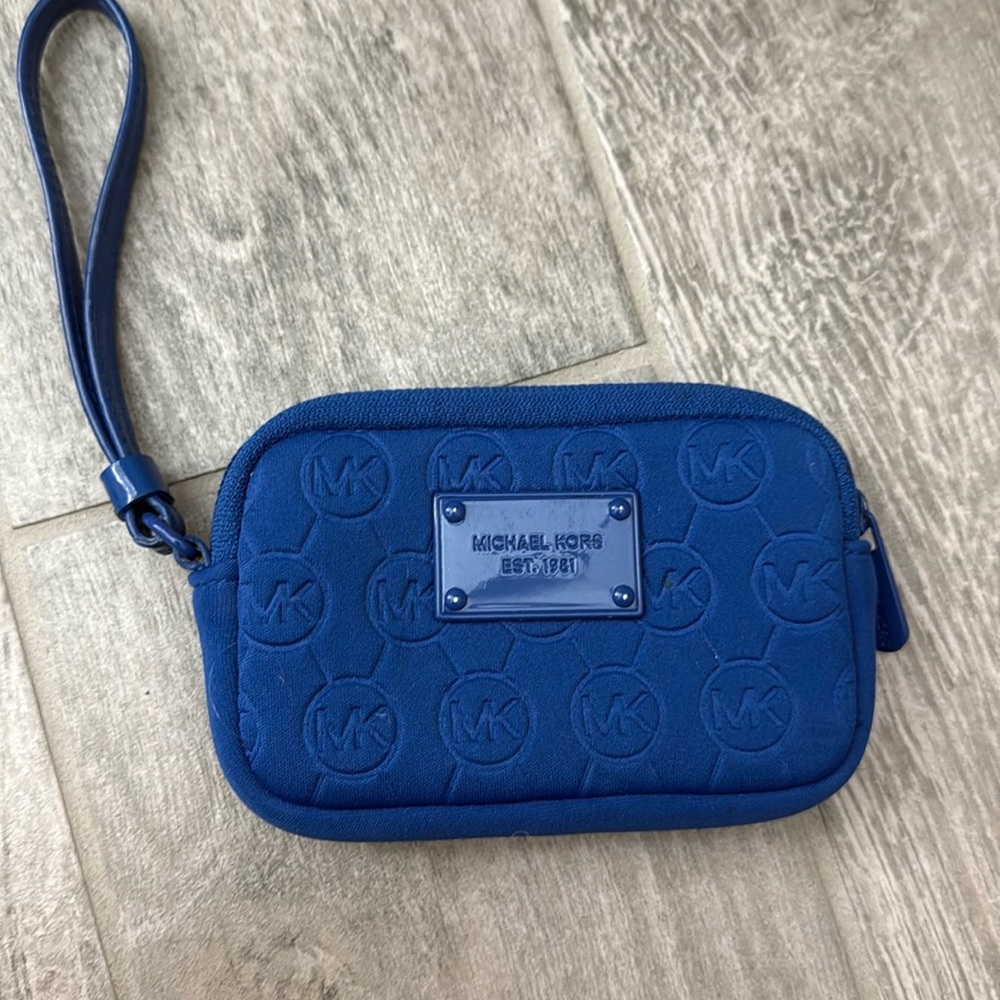 Blue Michael Kors Change wristlet